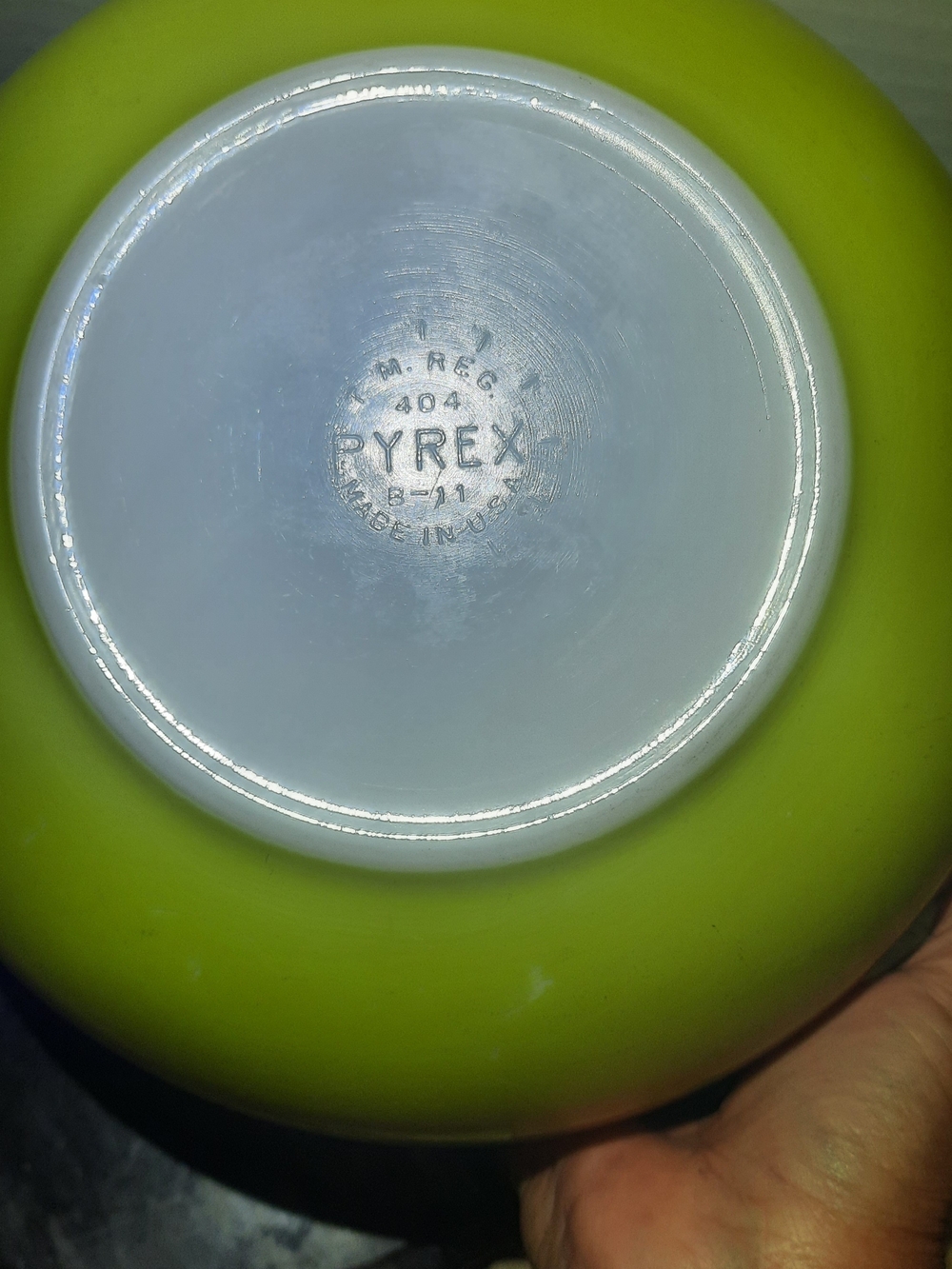 Pyrex Primary Yellow 404 - Picture 6 of 6